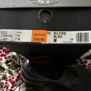 Florsheim Milford Black Leather Oxfords